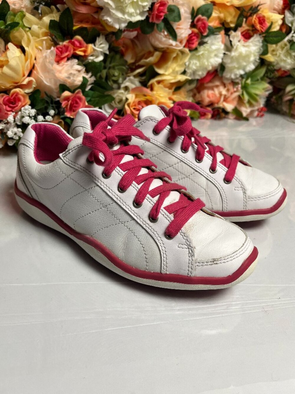 FootJoy LoPro Casual Leather Spikeless Golf Shoes White Pink Women’s 6.5M 97246